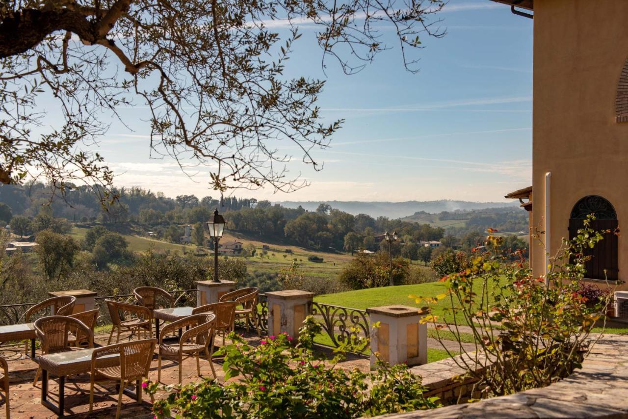 La Belle Evoque Hotel Poggio Catino Luaran gambar